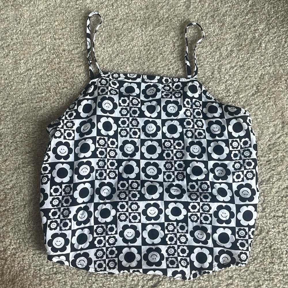 Graphic Tank